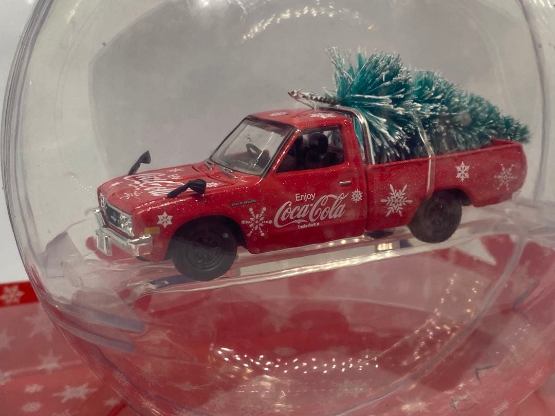 M2チェイス 1/64 ダットサン クリスマス仕様 ２台セット チェース