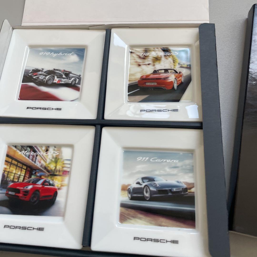 PORSCHE　ポルシェピクチャープレート　４枚セット絵皿・小皿・飾り皿