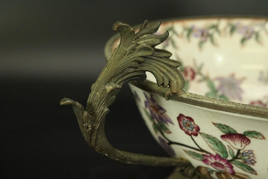 中国美術 色絵 ブロンズ 台 耳付 碗 34.3cmx24cm(LC603)