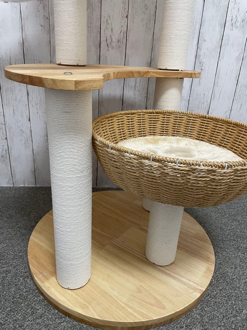 【未使用に近い】天然木 キャットタワー 宇宙船ボウル 木製