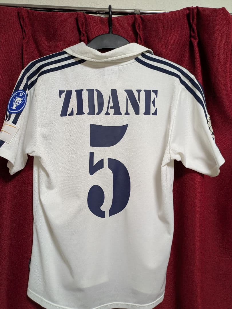 【正規品・レア】ZIDANE 5 レアル・マドリード ユニフォーム