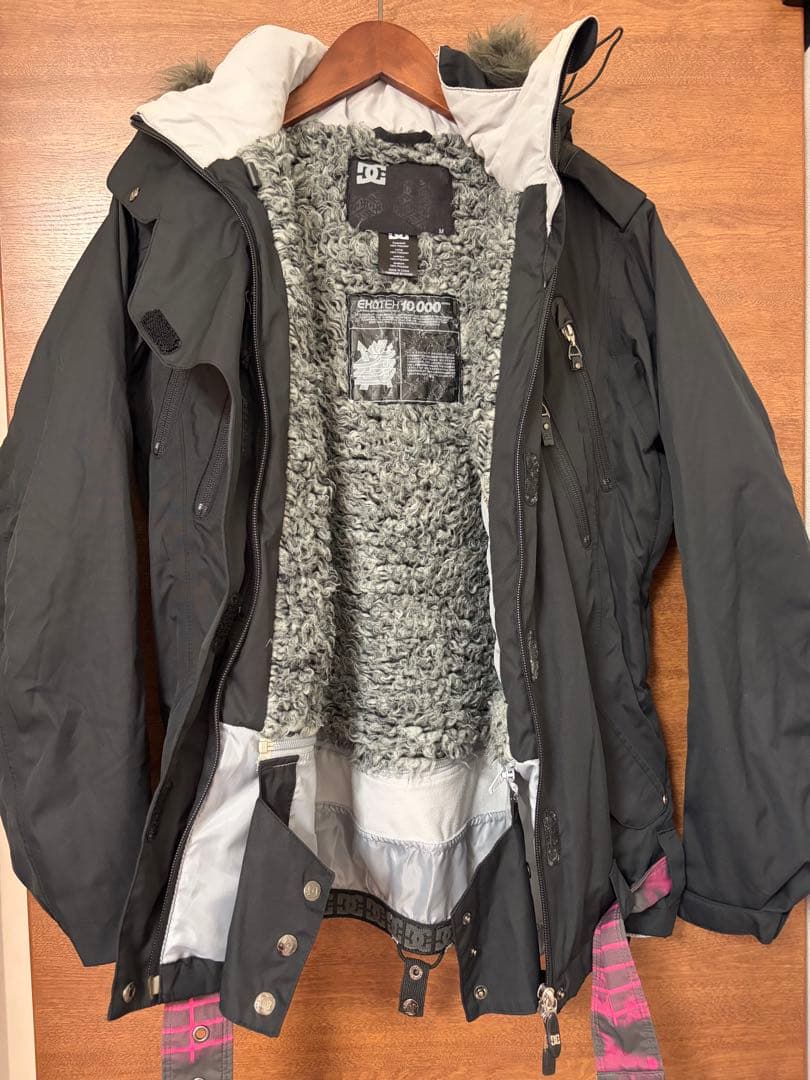 DC スノーボードウェア 上下セット　ブラック 女性用