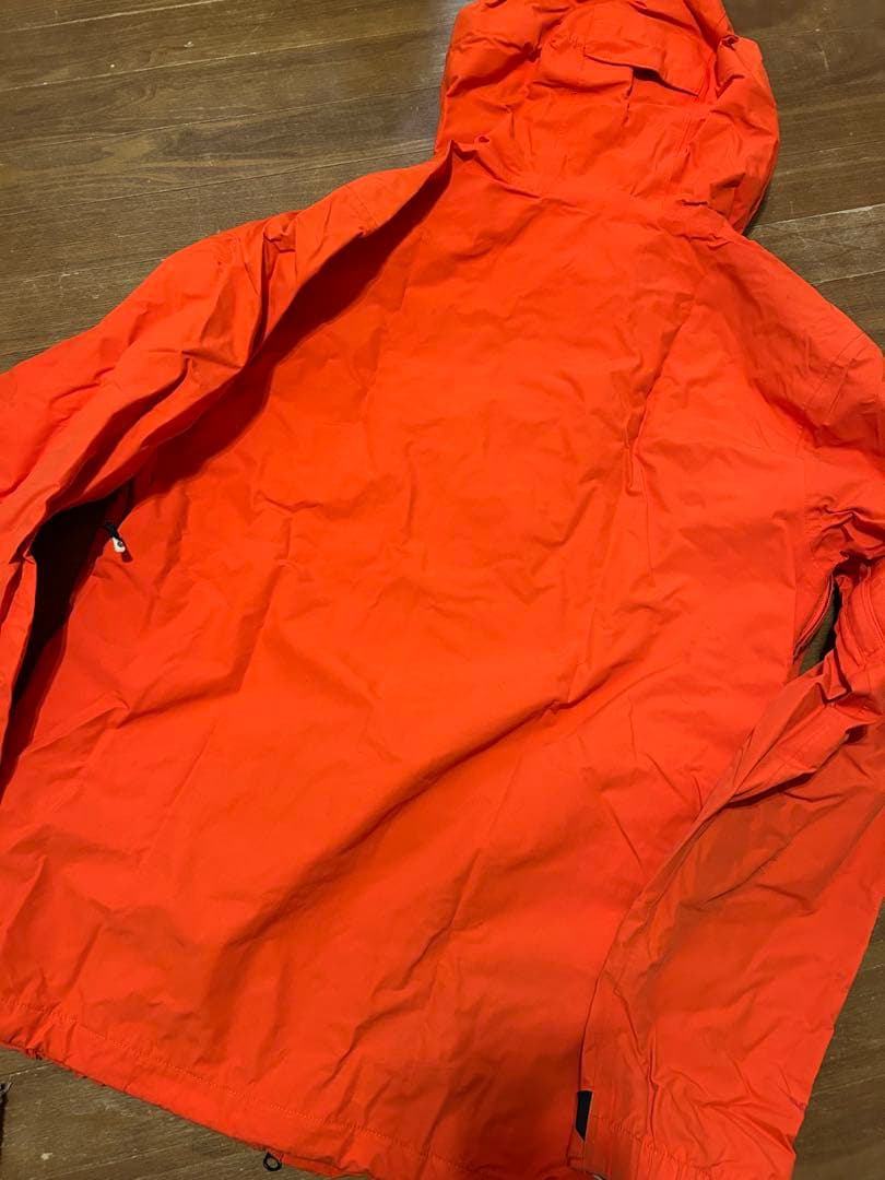 VOLCOM スノーボードジャケット オレンジ　サイズL 多機能