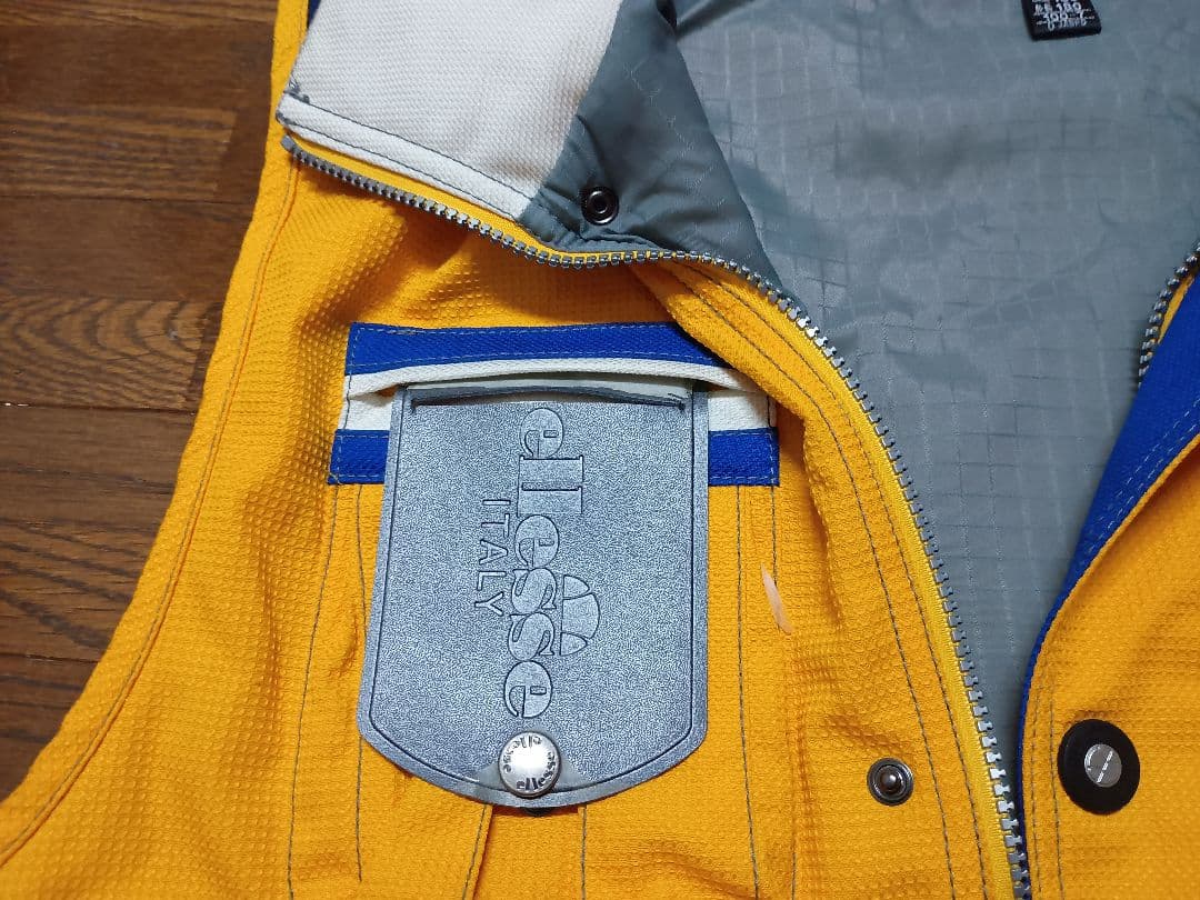 サイズO スキーウェア ベスト　ellesse イタリアモデル　エレッセ