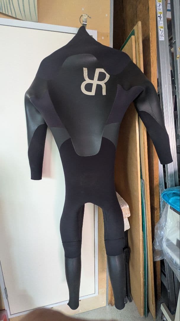 ＲＡＳＨ（ラッシュ） ウェットスーツ黒