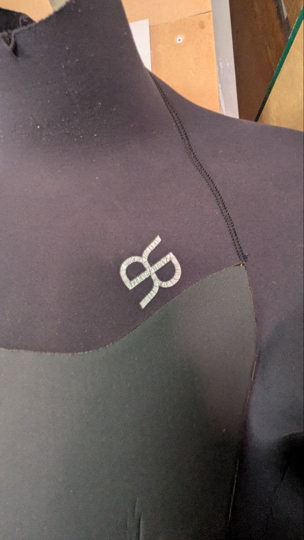 ＲＡＳＨ（ラッシュ） ウェットスーツ黒