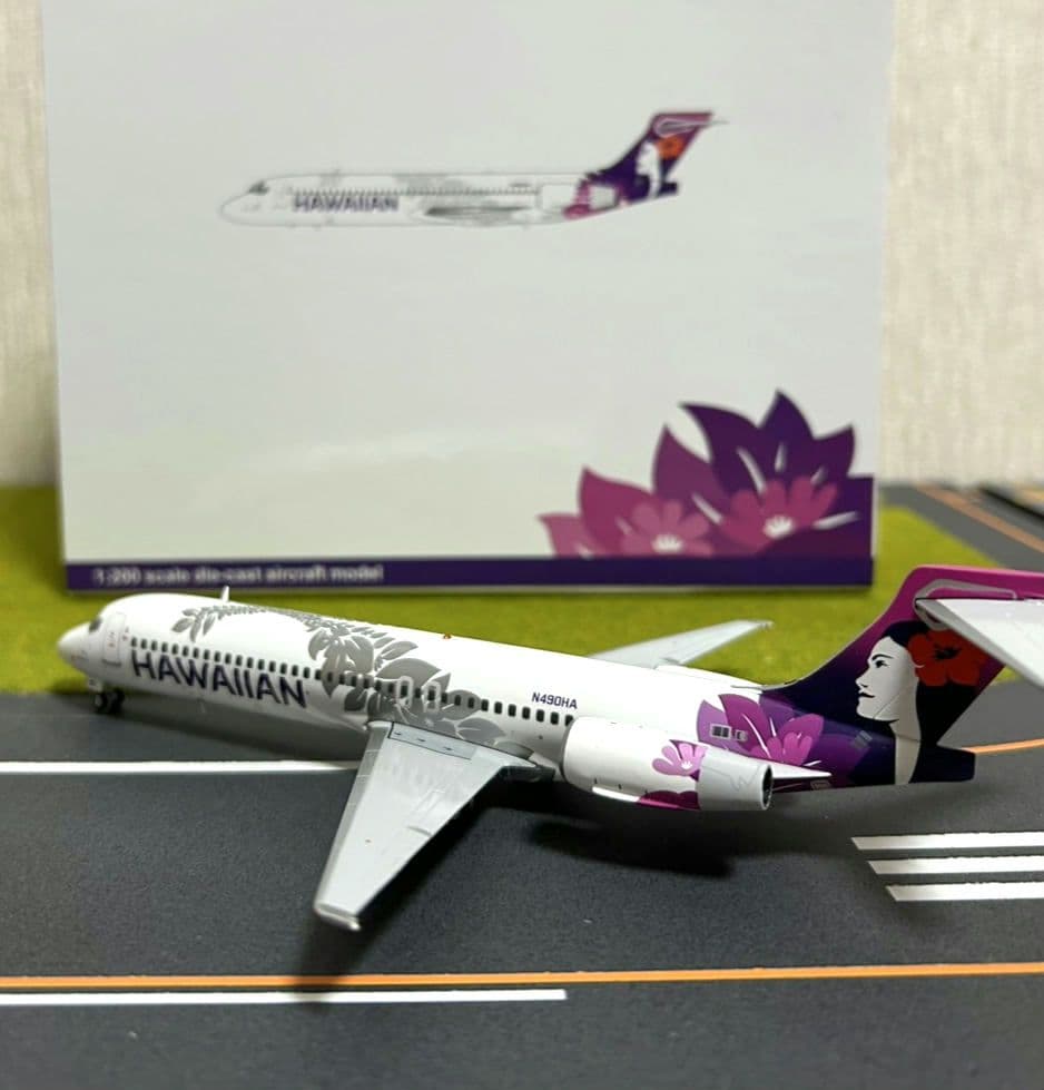 Hawaiian Airlines B717-200 新塗装 1/200