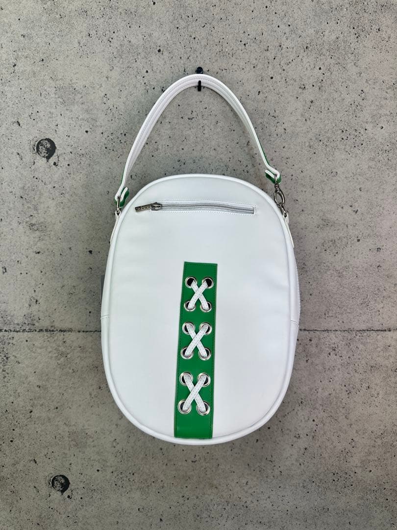 【新品未使用】サイズ(縦:37横:25幅:10)シューズケースラッセルノ2604