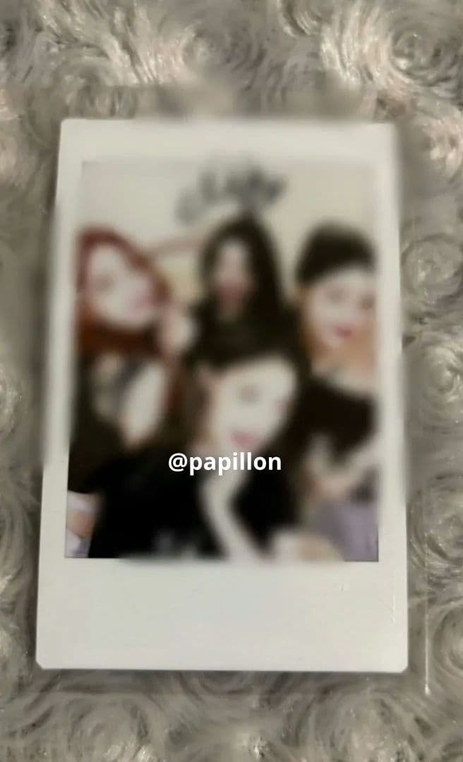 itzy サインチェキ　　直筆　イェジ　リュジン　チェリョン ユナ