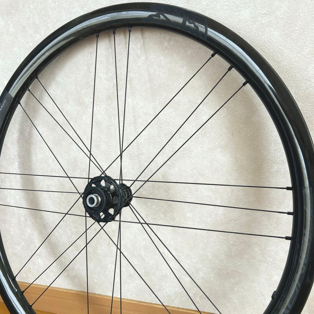 カンパニョーロSHAMAL CARBON DB シャマルカーボン