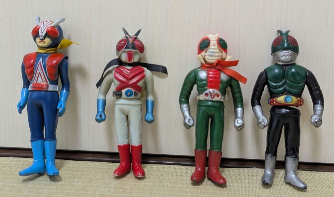 レトロソフビ　ポピー　ミニソフビ　仮面ライダー　4体セット