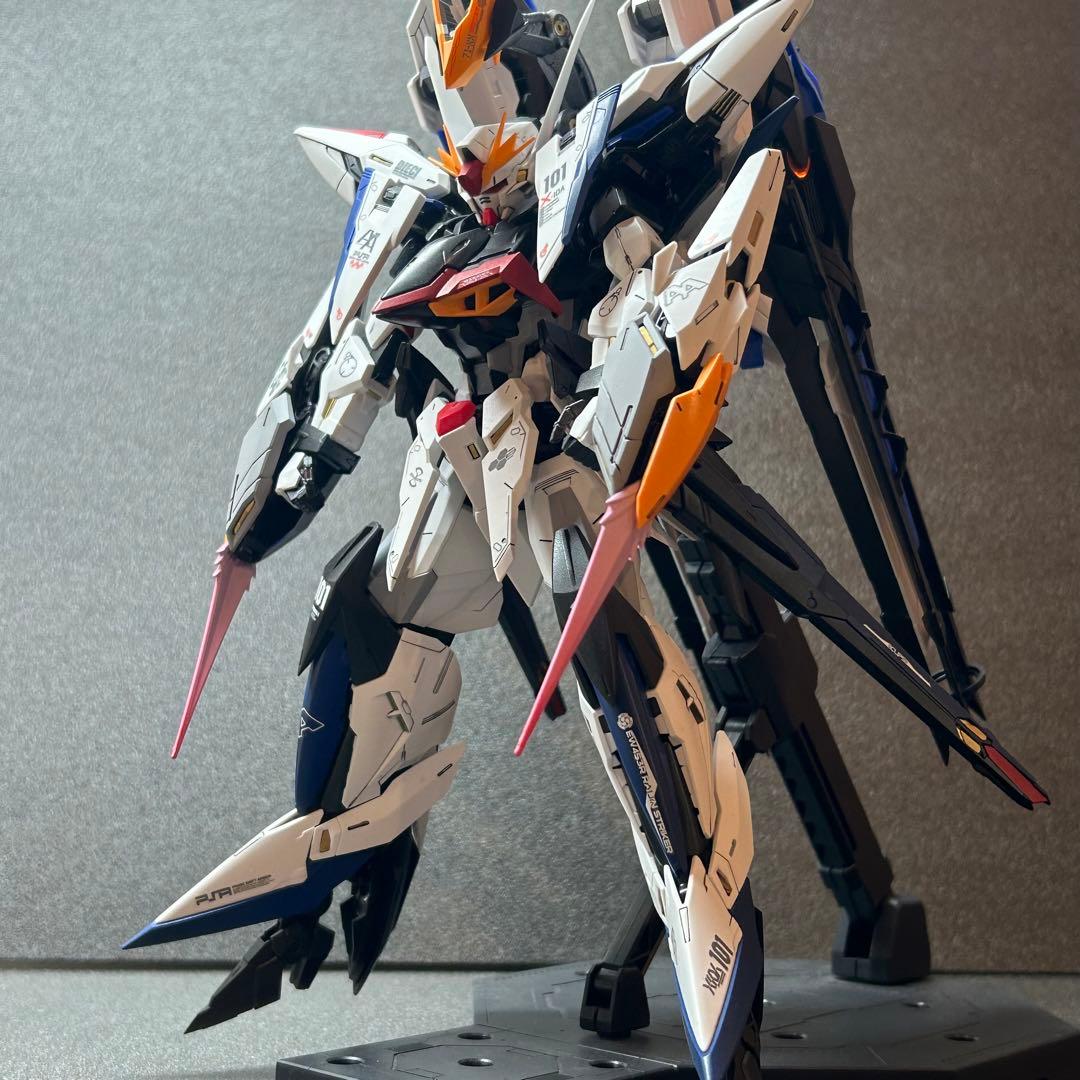 MG エクリプスガンダム&ライジンストライカー フリーダムカラー 完成品