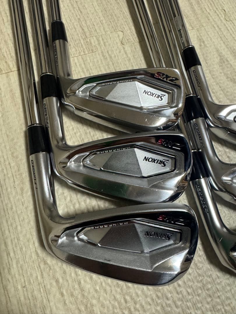 スリクソン　zxi5 TOUR White AMG 5-P 6本