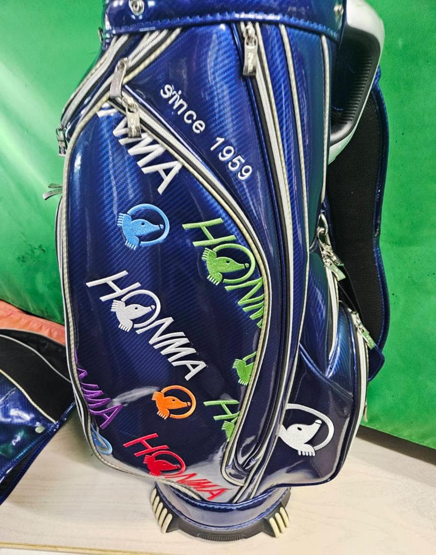 送料無料／お買い得　HONMA 高級エナメル キャディバッグ総刺繡BLUE