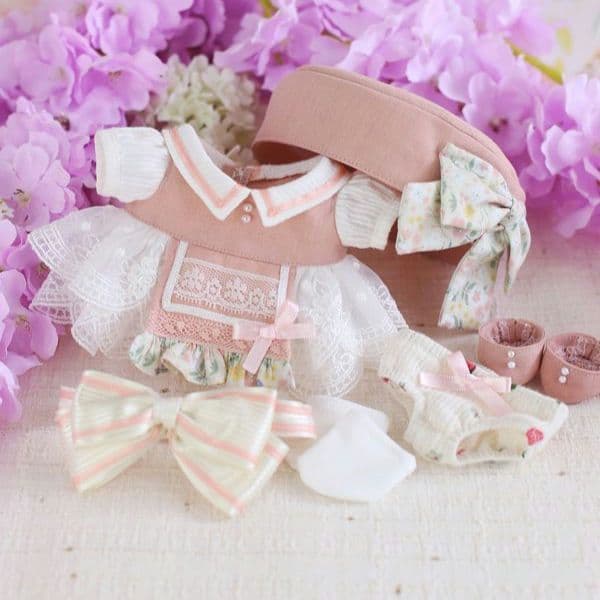 希少　DOLK Dearmine dollぬいぐるみ　VIVI 洋服付チークなし