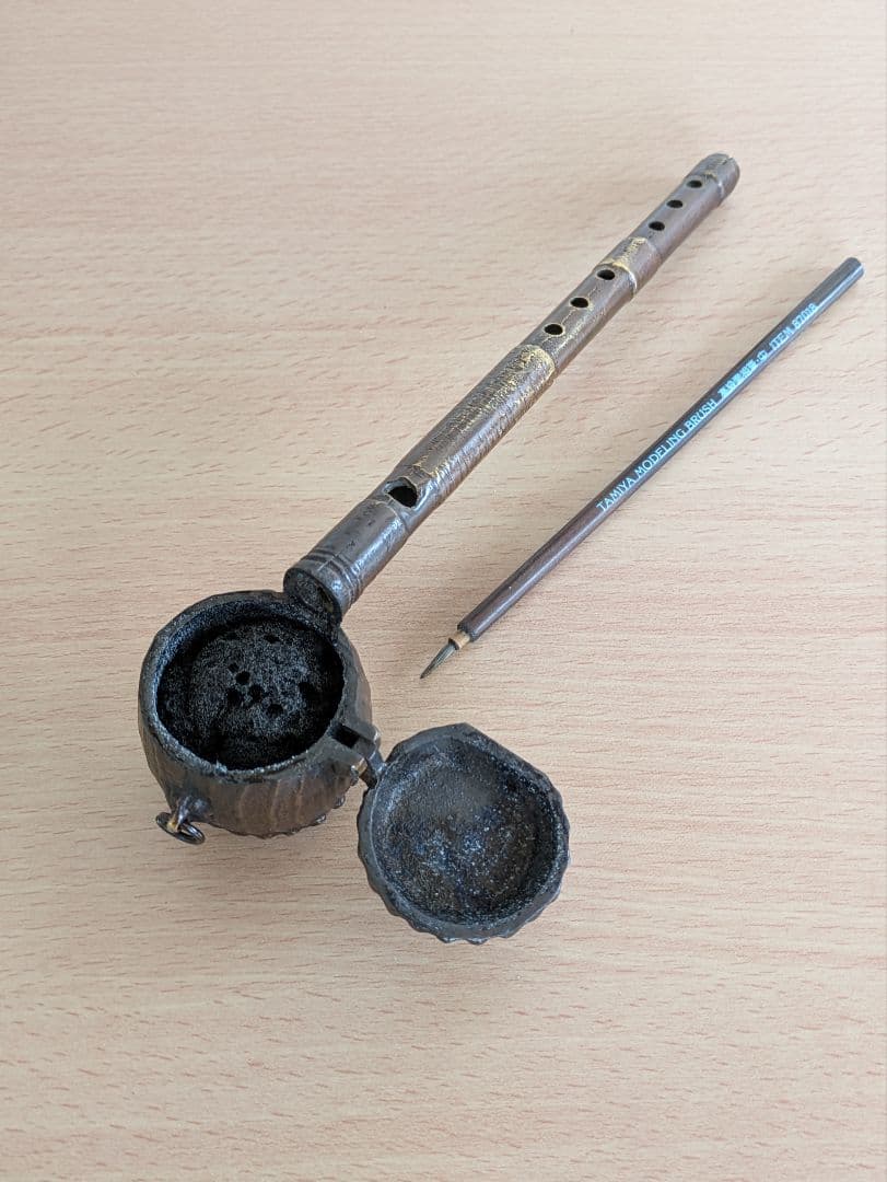 矢立　太鼓型　三つ巴模様