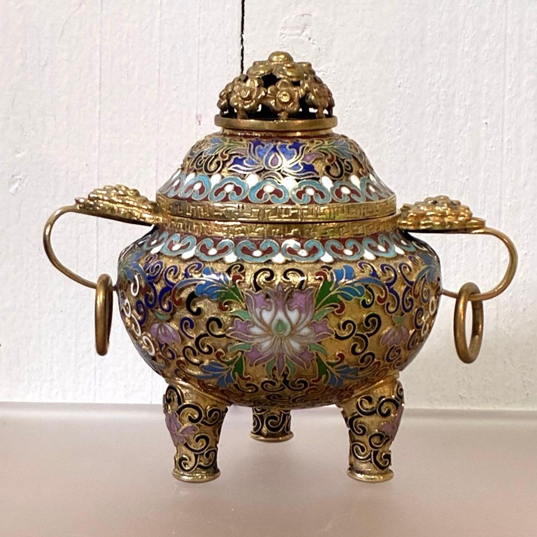 中国美術　三つ脚　七宝焼香炉　金彩唐蓮花紋　景泰藍　耳輪　獅子　アンティーク