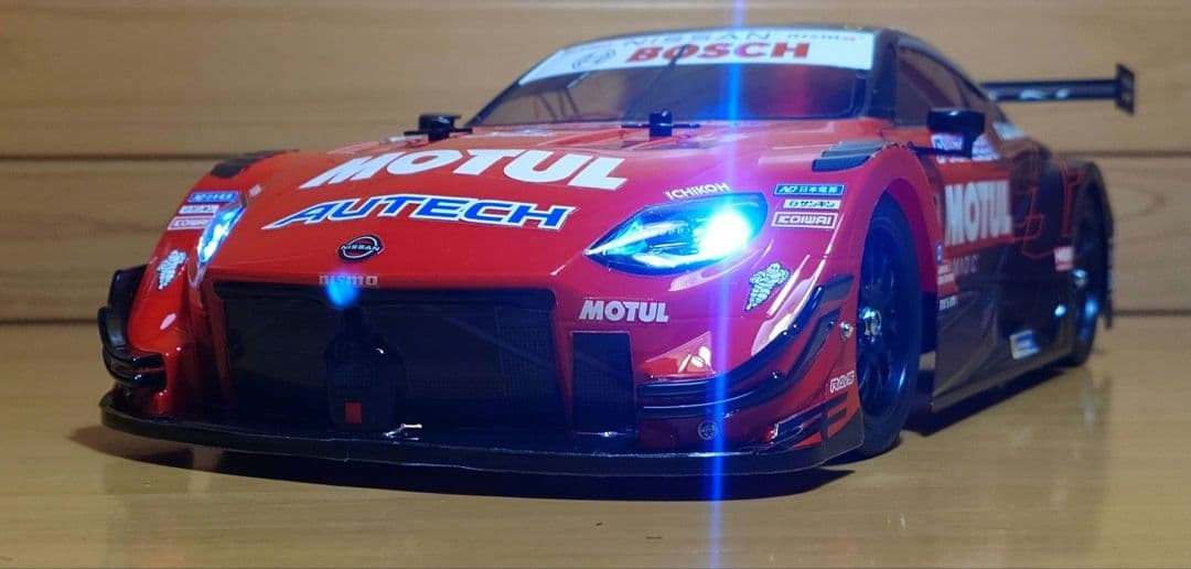 MOTUL AUTECH Z LEDライト付＆プロポバッテリー充電器完成品セット