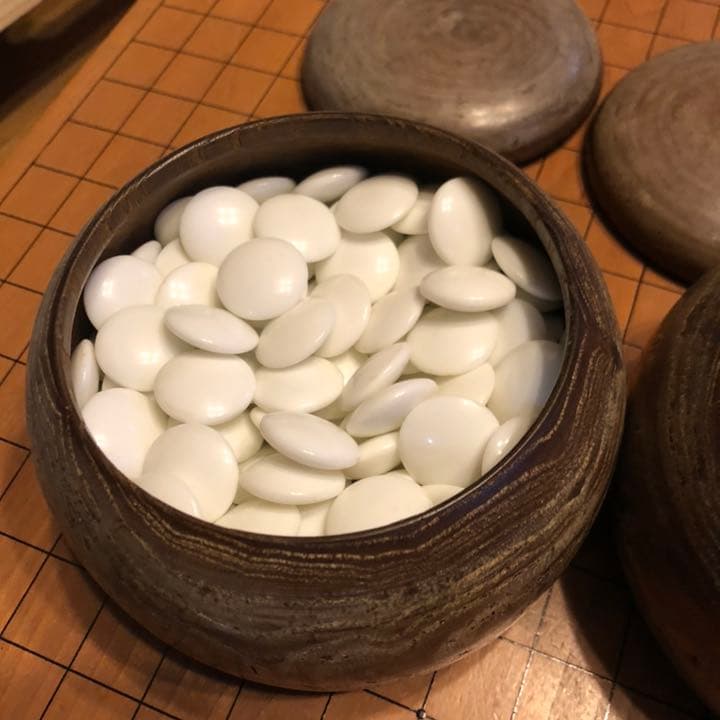 【本格】囲碁盤セット　碁盤　碁石　足つき