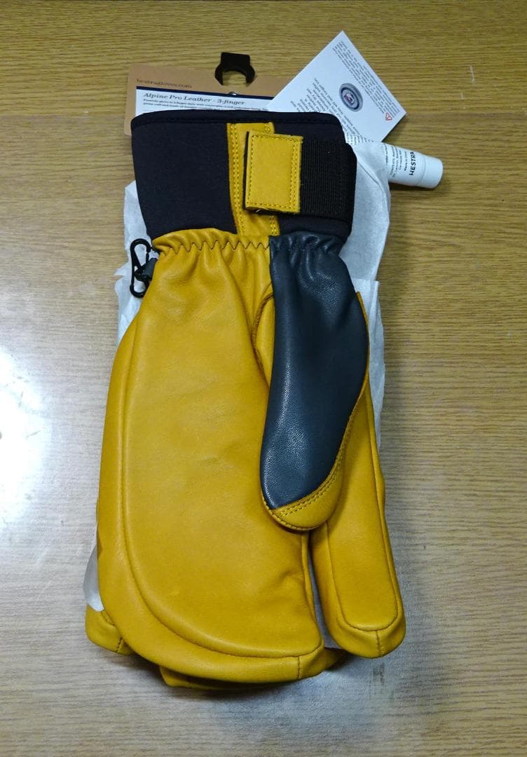 新品 HESTRA ヘストラ Topo 3-Finger スキースノボグローブ