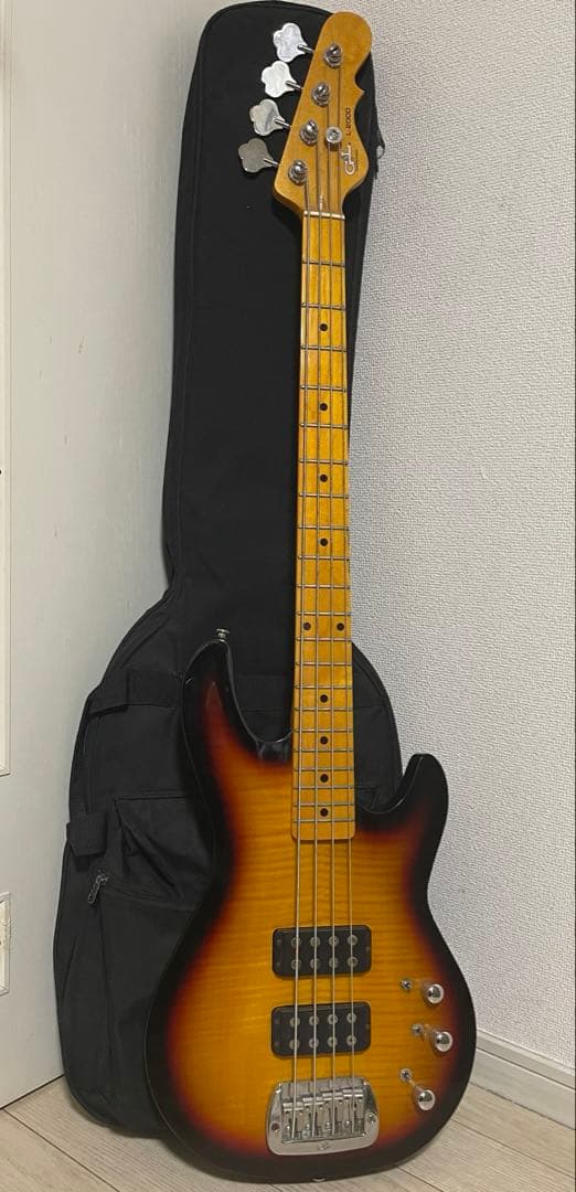 G&L L-2000 エレキベース TRIBUTE