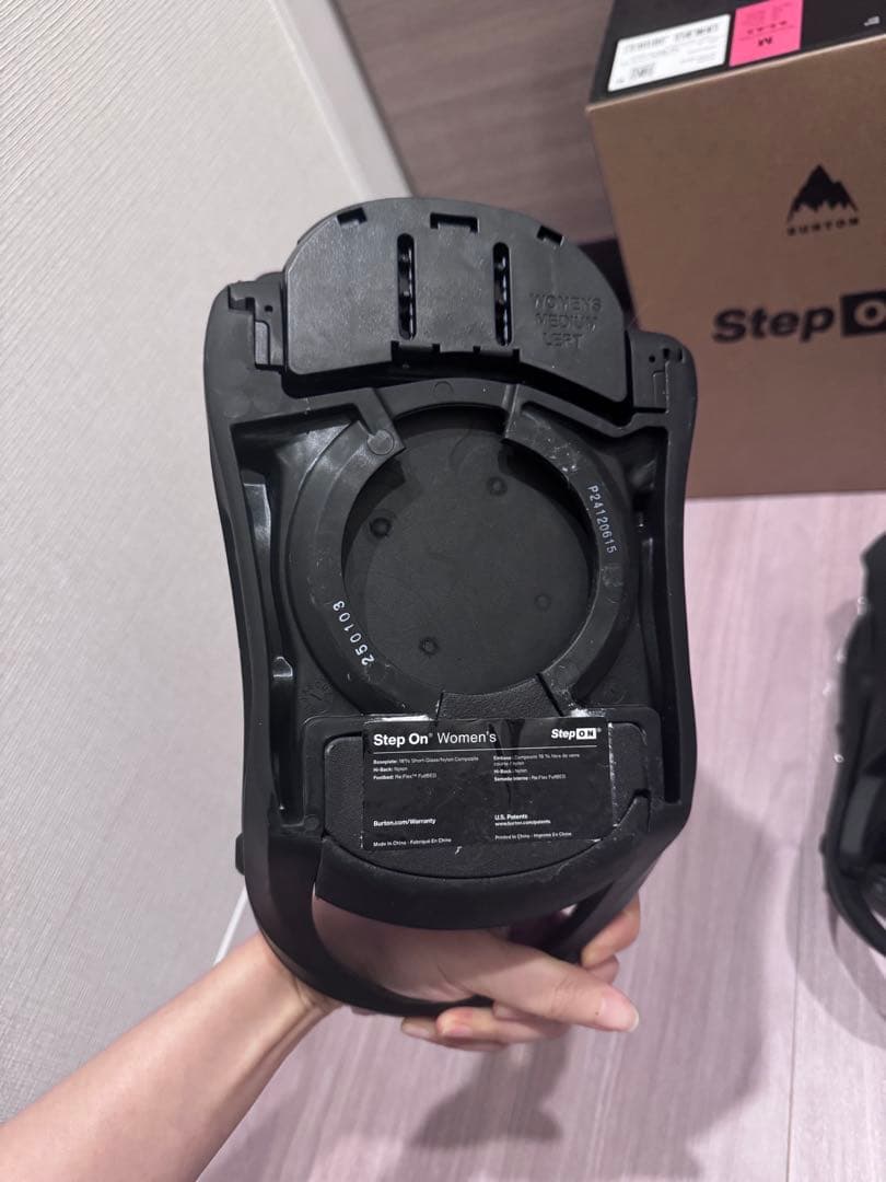Burton Step On レディース ビンディング Mサイズ 1度使用 美品