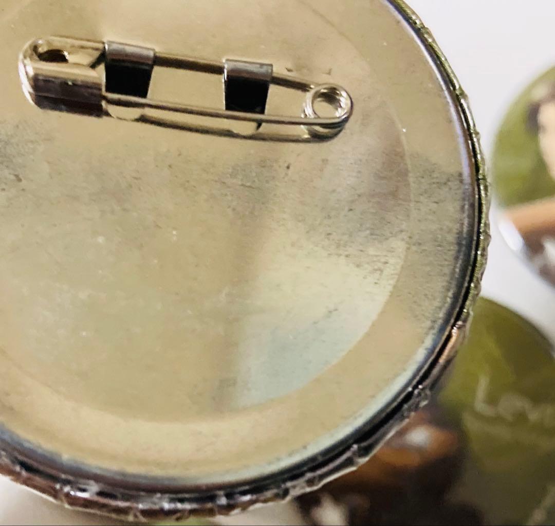 進撃の巨人 リヴァイ 缶バッジ 12点セット