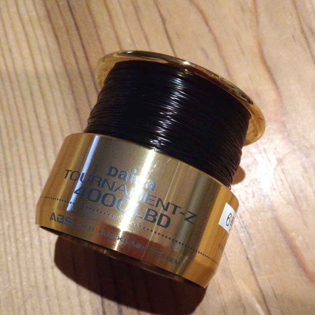 ちゅん太様美品！ダイワ　トーナメントZ 4000LBD