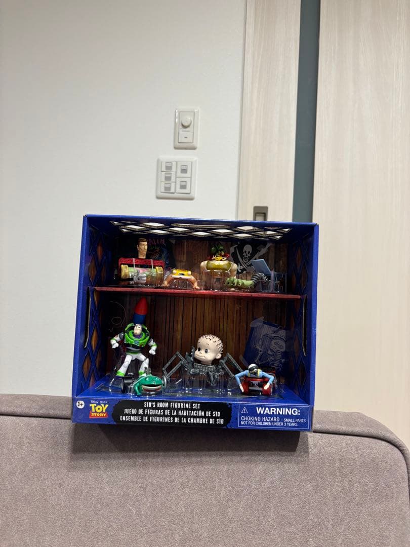 ディスプレイフィギュアセット バズ・ライトイヤー