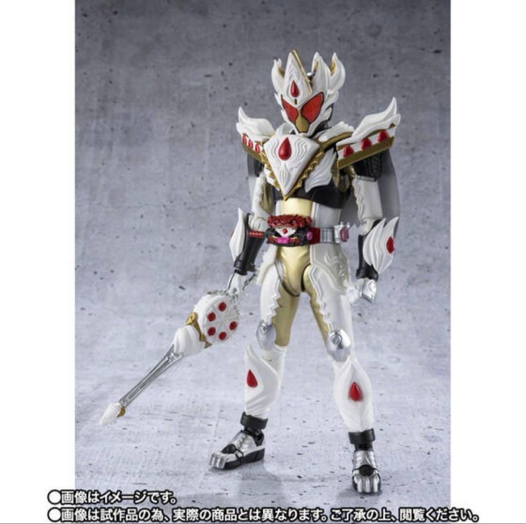 SHFiguarts 仮面ライダーガヴ・ケーキフォーム　未開封3体セット