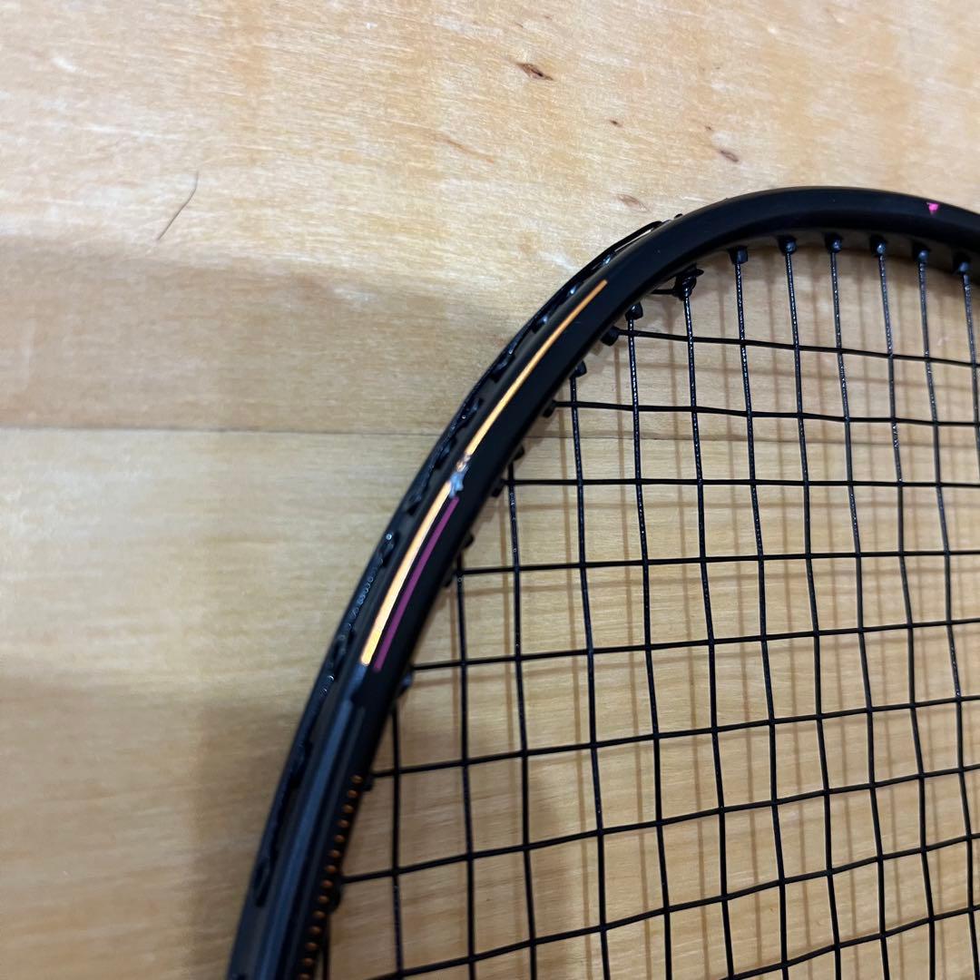 美品　AXFORCE 80バドミントンラケット 5U