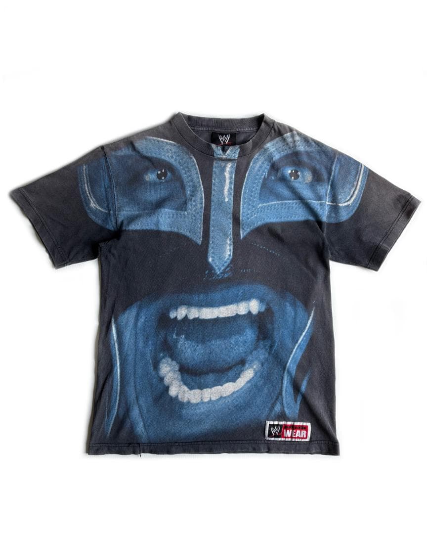 2008 WWE/ ミステリオ 総柄 レスリング Tシャツ