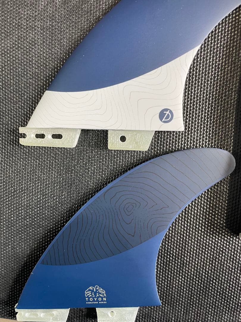 DEFLOW THRUSTER ADRIEN TOYON【MEDIUM】