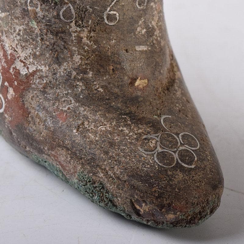 中国　天然石彫刻　銀象嵌彩色　神獣　紙鎮　置物　C　R8592