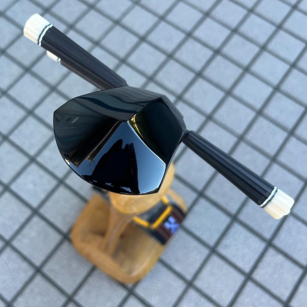 沖縄　三線　知念大工　ちねんでーく　カミゲン　黒木　本皮一枚張り　伝統工芸士製作