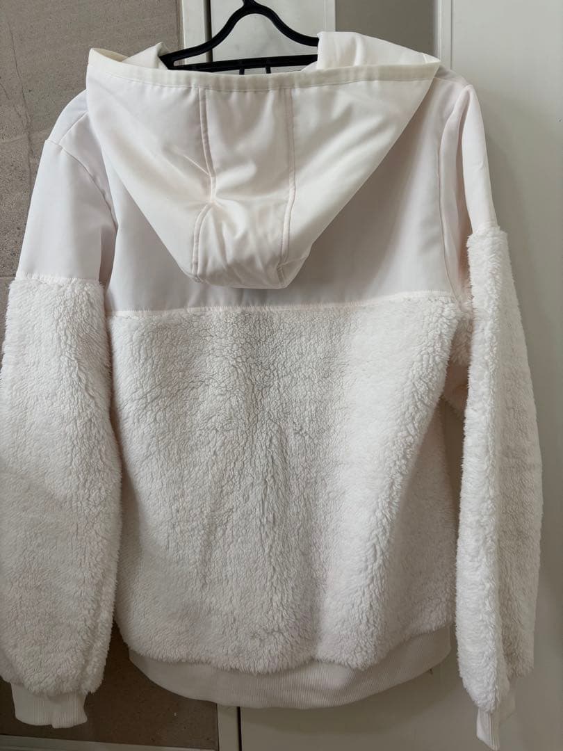 美品clunc パーカー