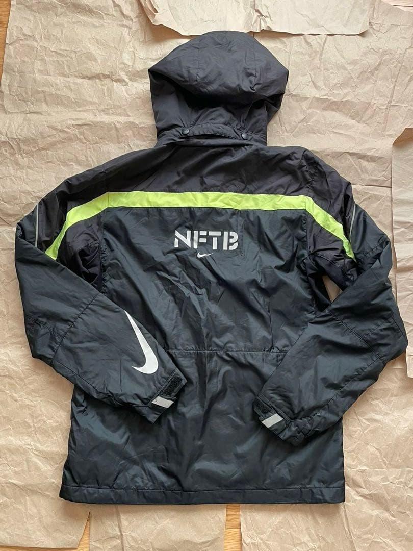 Nike ナイキ NFTB ライトフィルハーフジャケット　M