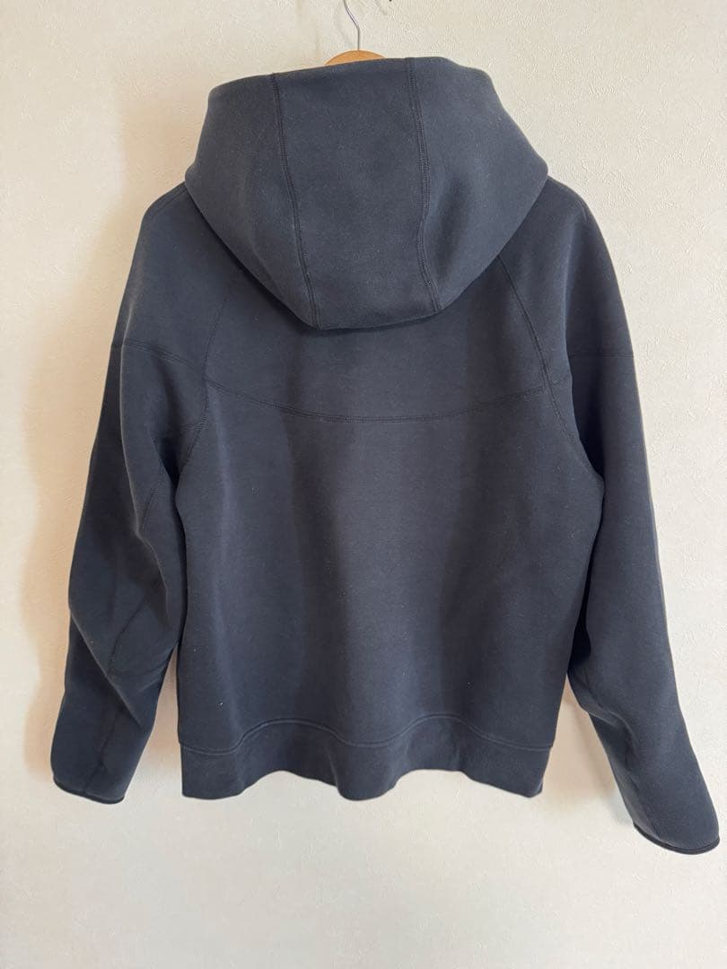 ナイキ テック フリース WR フルジップ　フーディfb7922-010