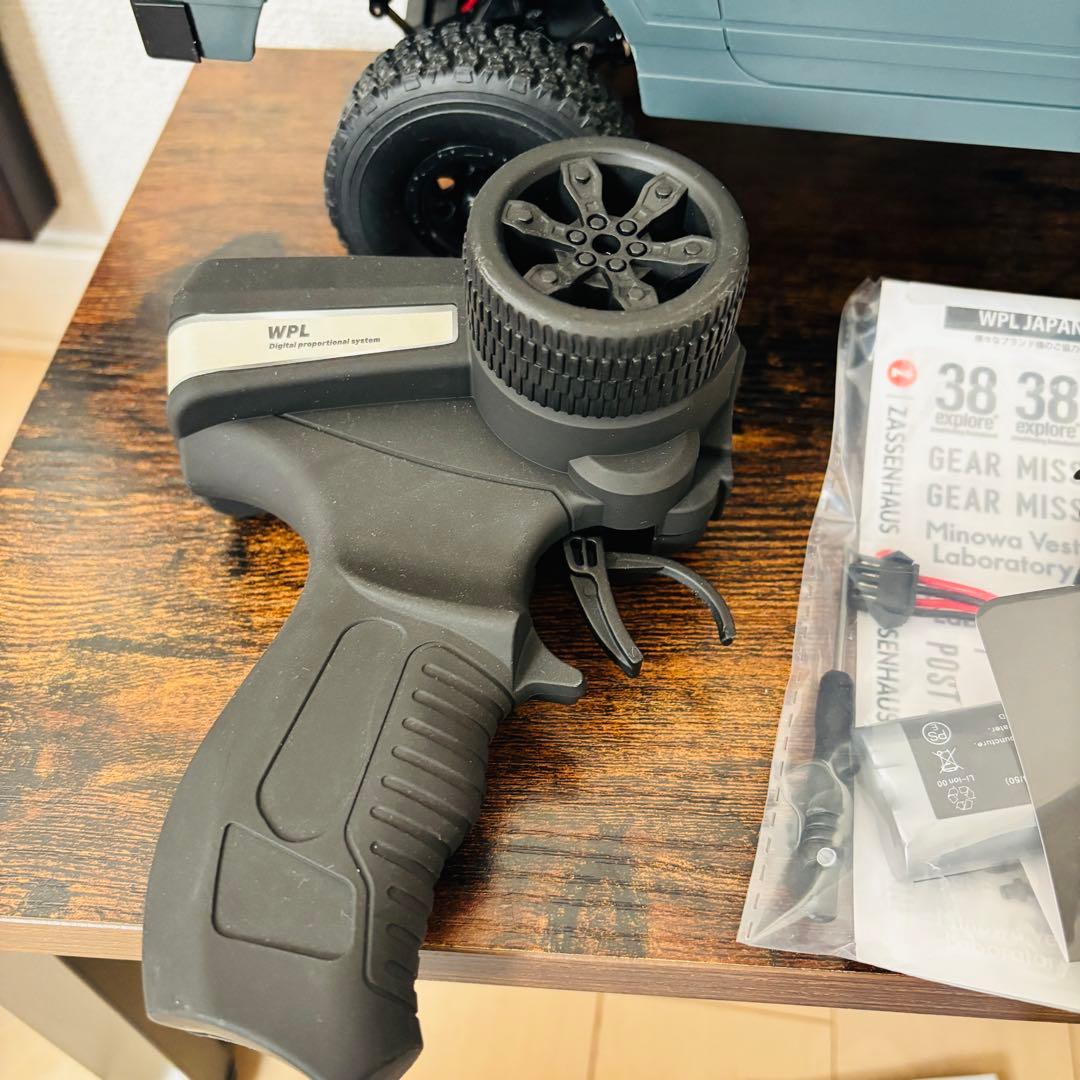 スズキ ジムニーJA11 1/10アウトドアラジコン C74 BLUE