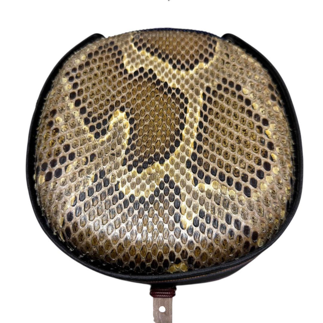 新城慎幸作 三線 紅木棹 本蛇皮強化張り 保証書付 ハードケース付 沖縄三線