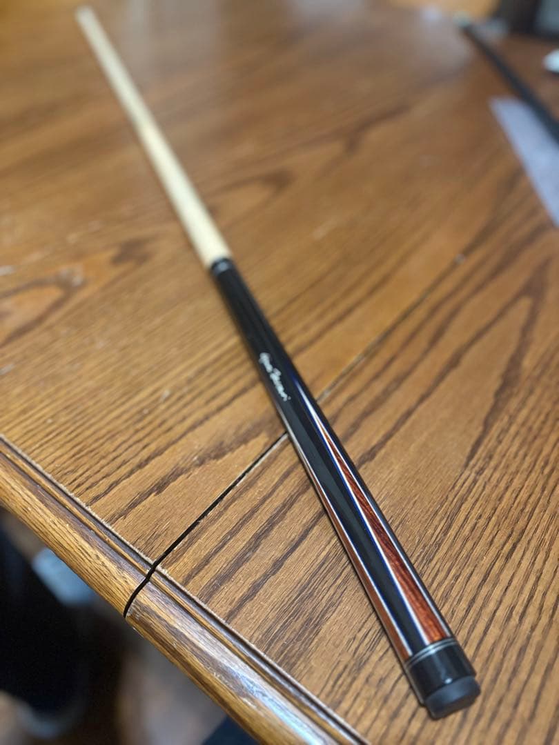 ビリヤード　ジノフェラーリジャンプキュー　台湾ヤンチンスー監修