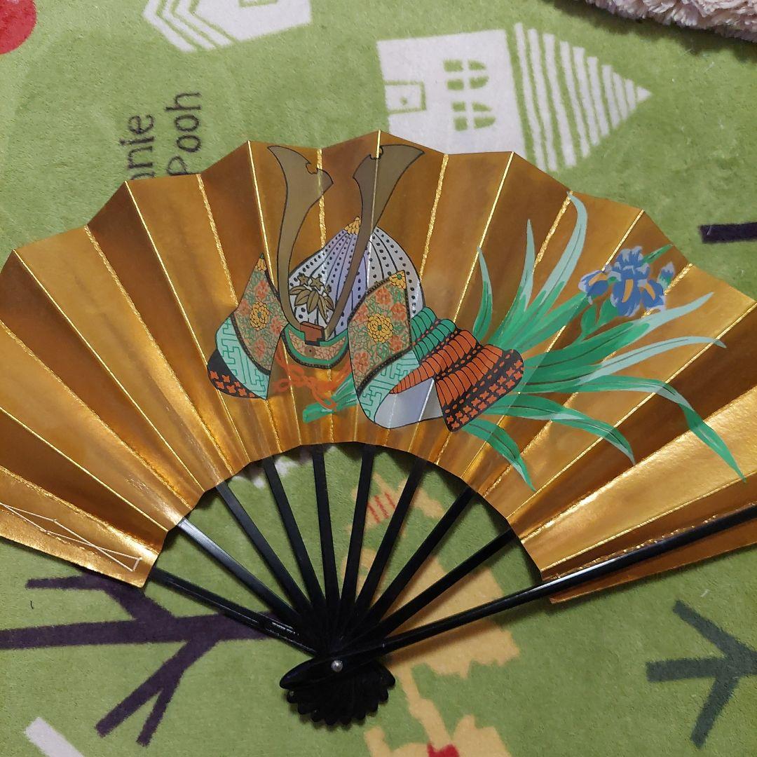 舞扇子 花と雲のデザイン