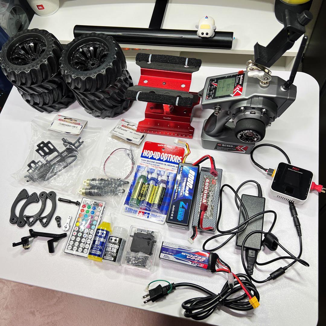 JLB Cheetah 11101 手工改装版 灯光モデルフィギュア&暴力大脚怪