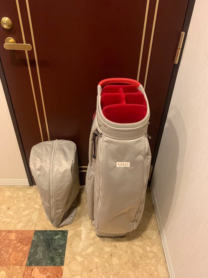 m*i様 美品　ONOFF キャディバッグ OB0424 　　　　　　値引き可能