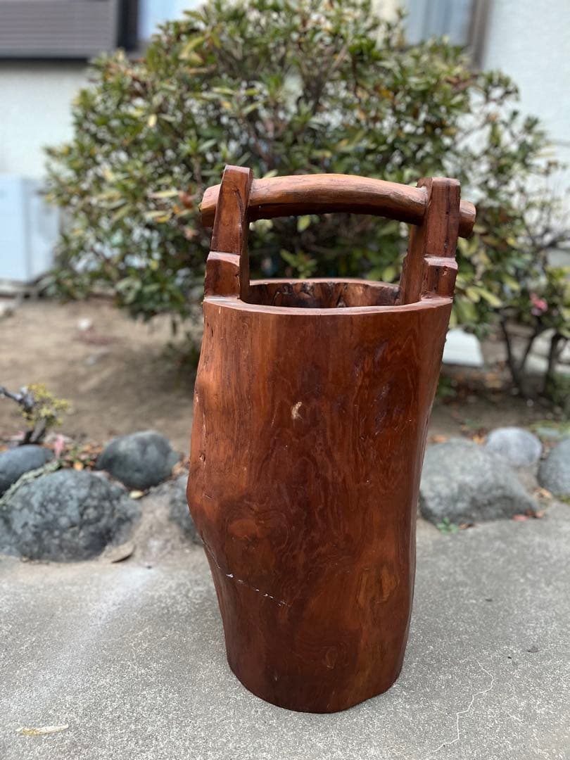 昭和レトロ天然木 無垢材 くり抜き 手桶型 傘立て 14.6kg 花器 古道具