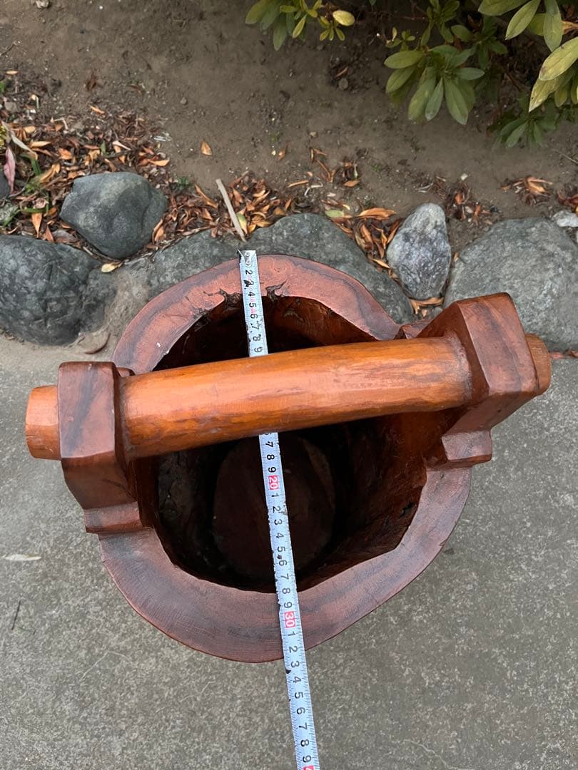 昭和レトロ天然木 無垢材 くり抜き 手桶型 傘立て 14.6kg 花器 古道具