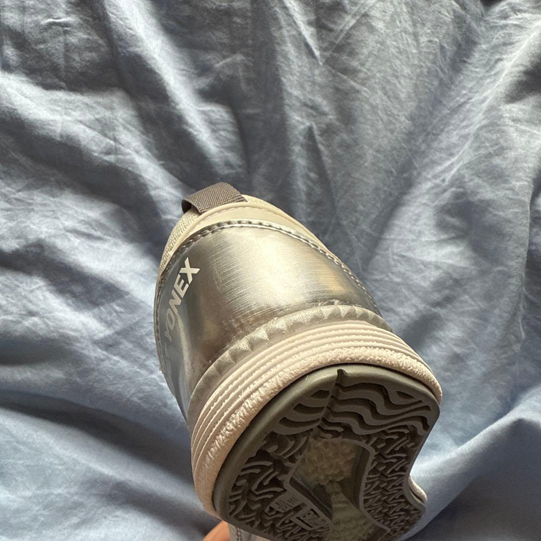 【新品未使用】YONEX スポーツシューズ ホワイト