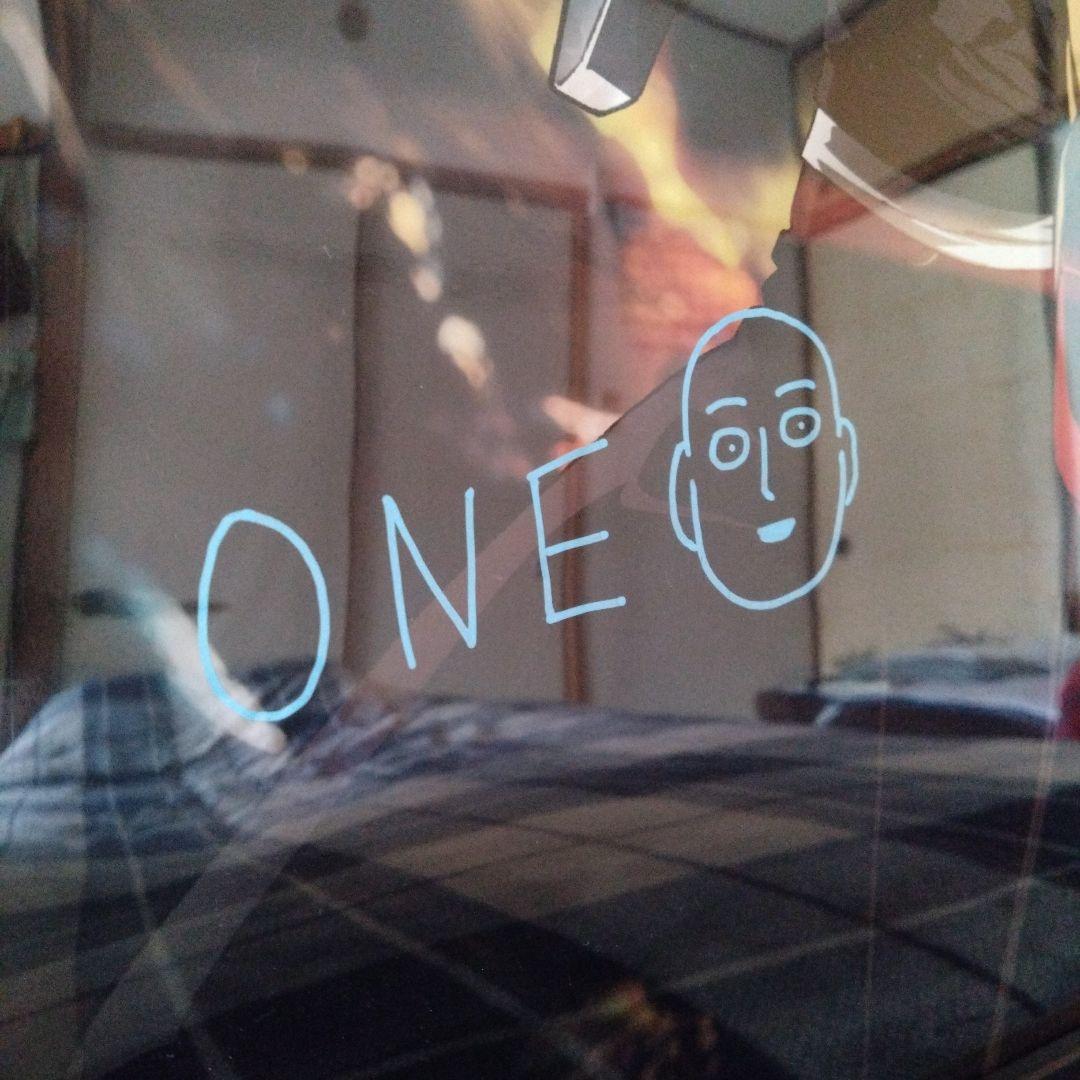 【 ワンパンマン 】直筆サイン入りポスター〈 額縁付き 〉