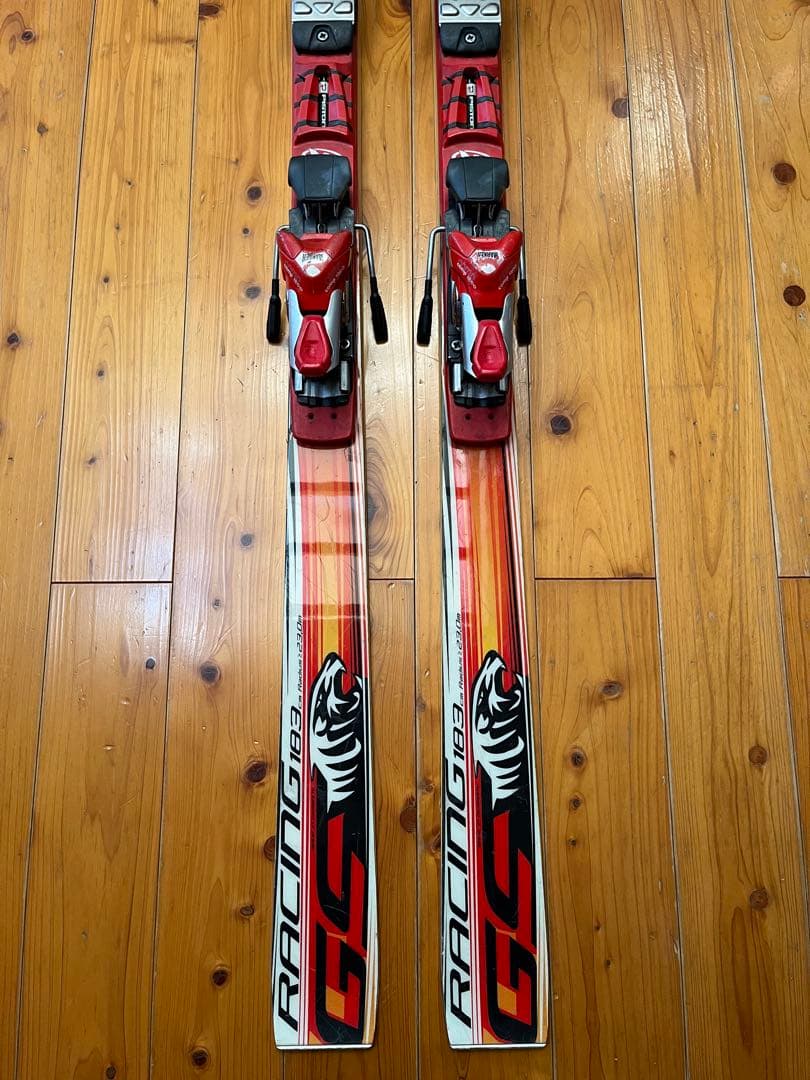 Volkl Racetiger World Cupスキー 183cm R23