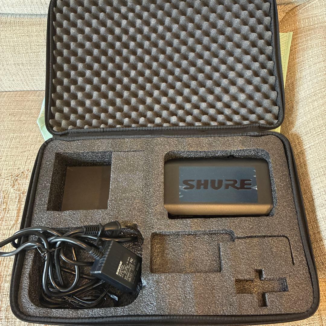 シュア受信機とアダプター　BLX4